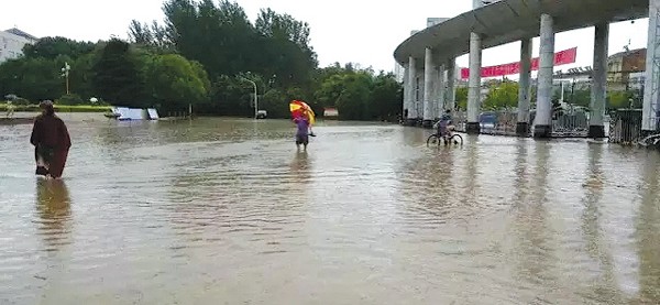 山東大暴雨，羅德移動泵車隨時待命